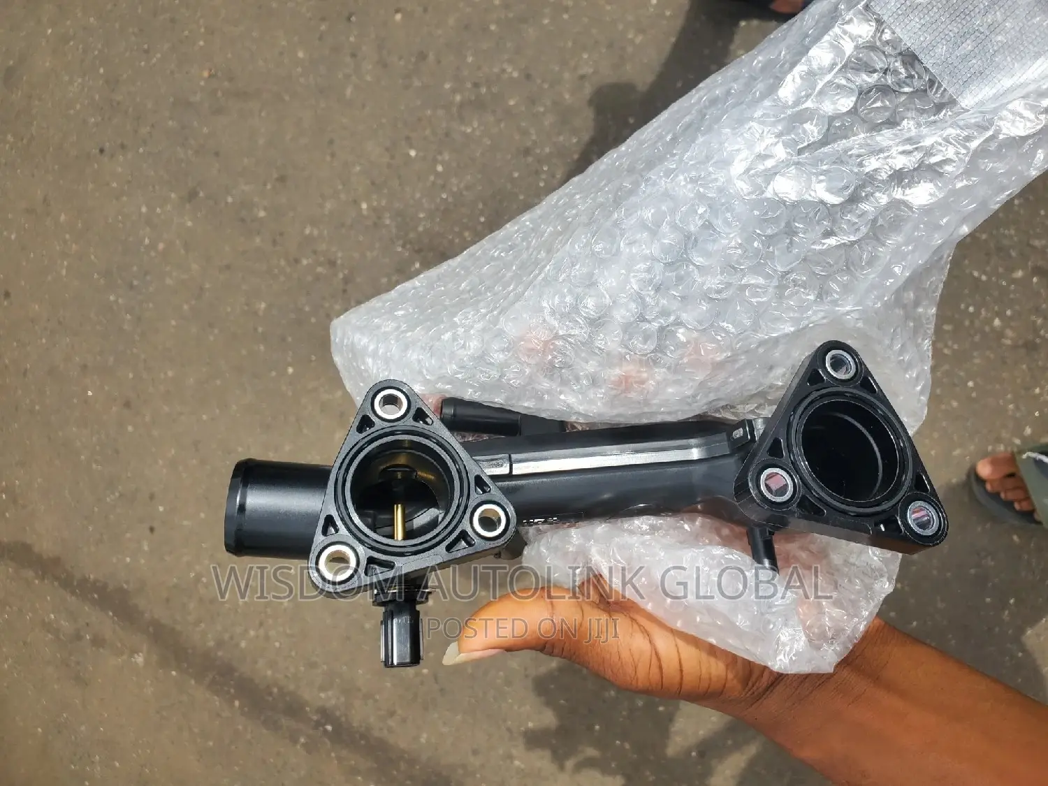 Water Bye Pass Channel for Toyota Highlander and Lexus Rx350