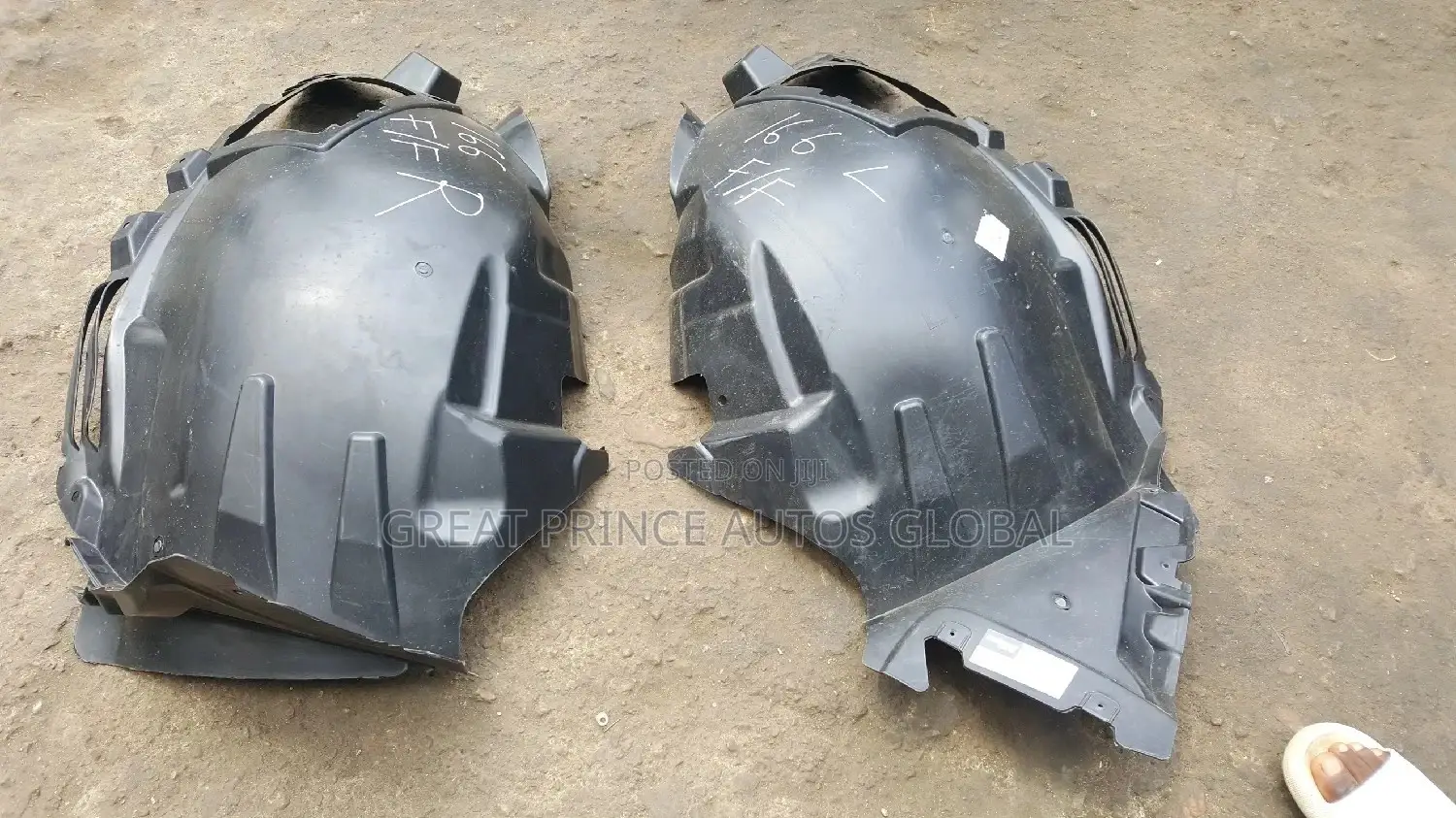 Front Front Under Tyre Sand Protector ML350 166/ GL 166