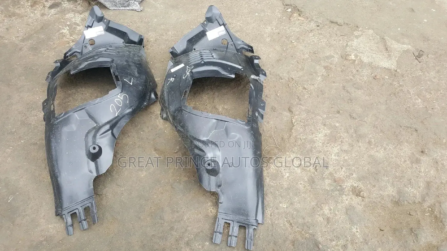 Front Under Tyre Sand Protector C300 205
