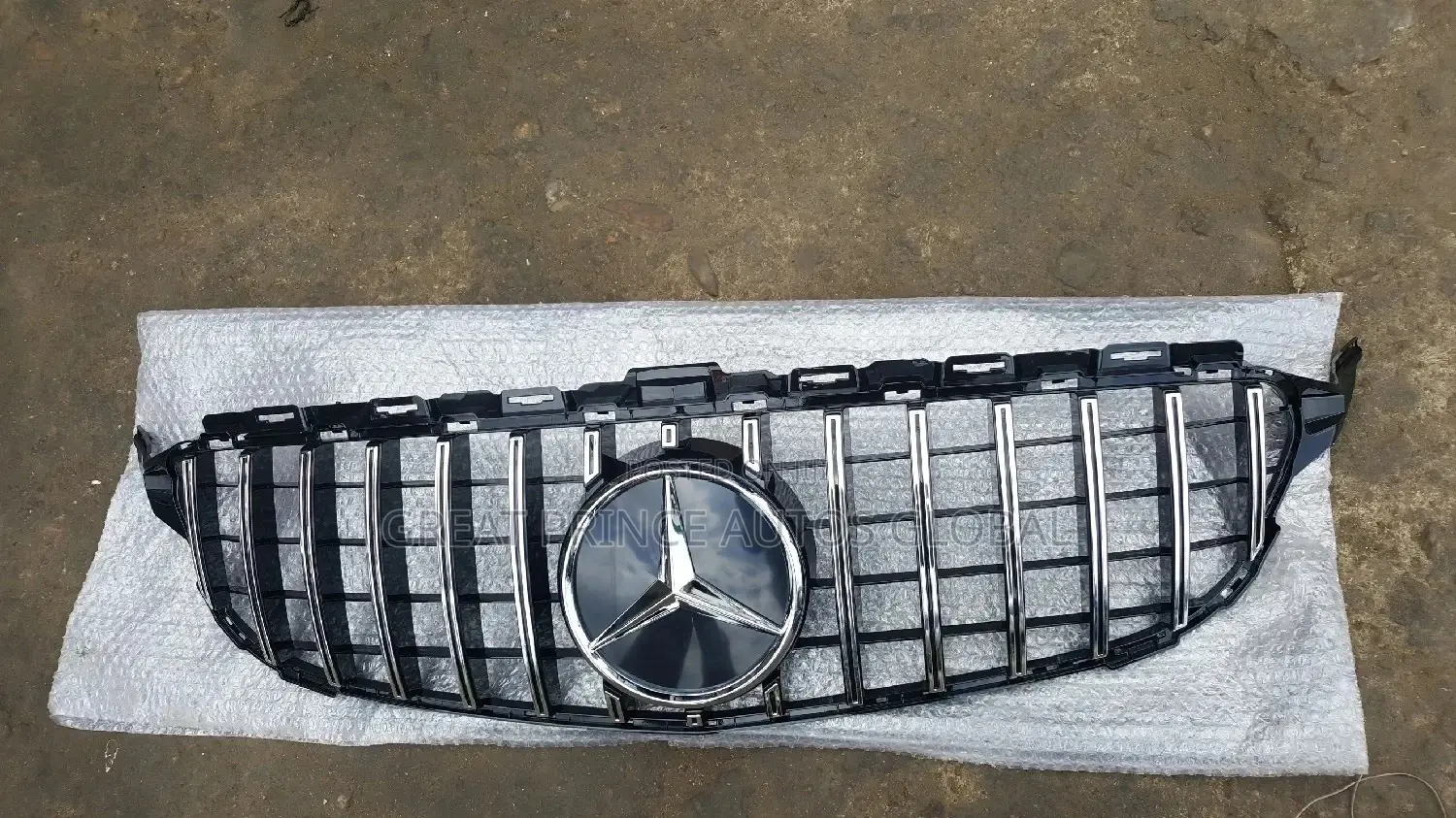 GT Front Grill C300 205 2015 Year Model