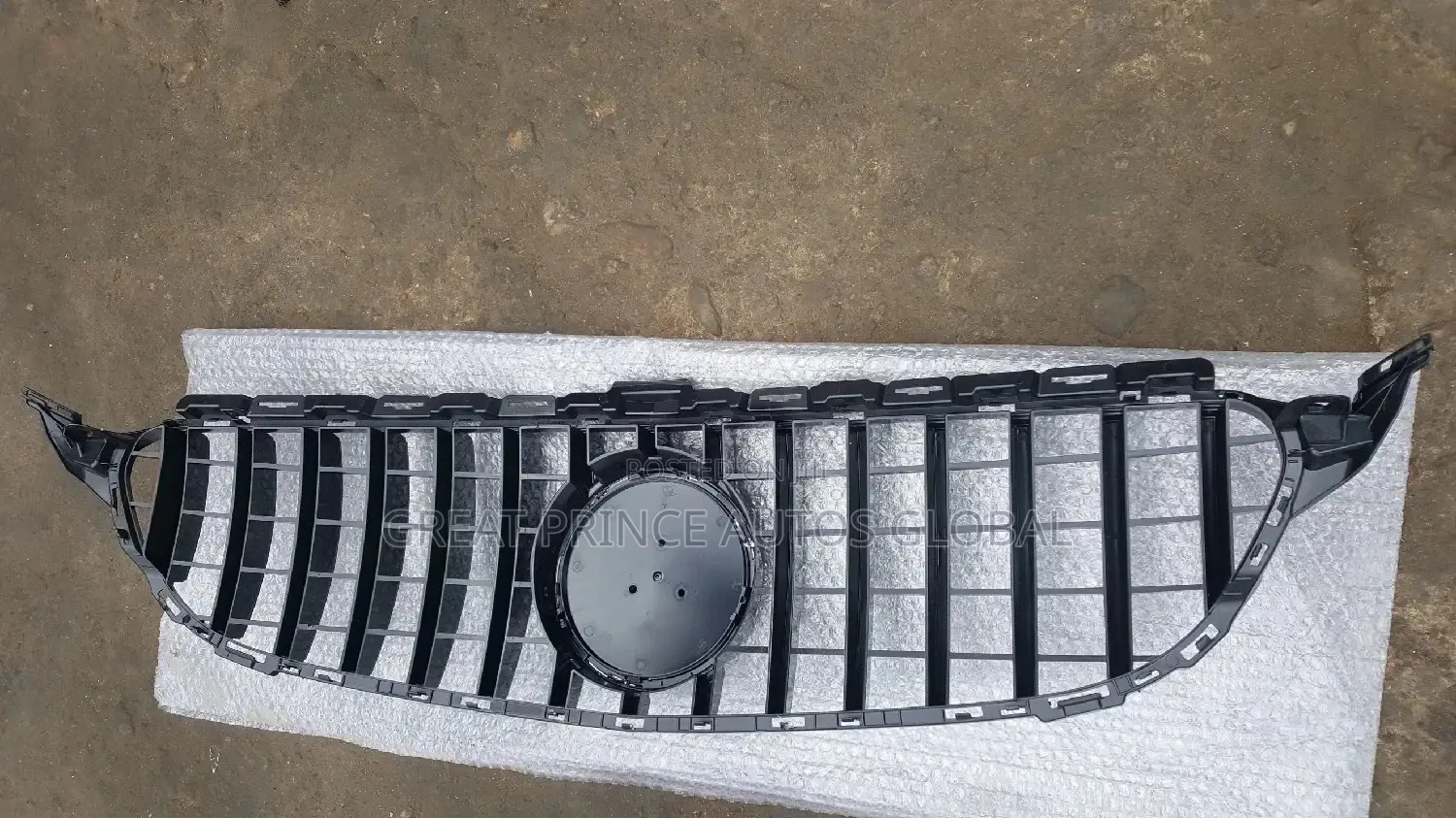 GT Front Grill C300 205 2015 Year Model