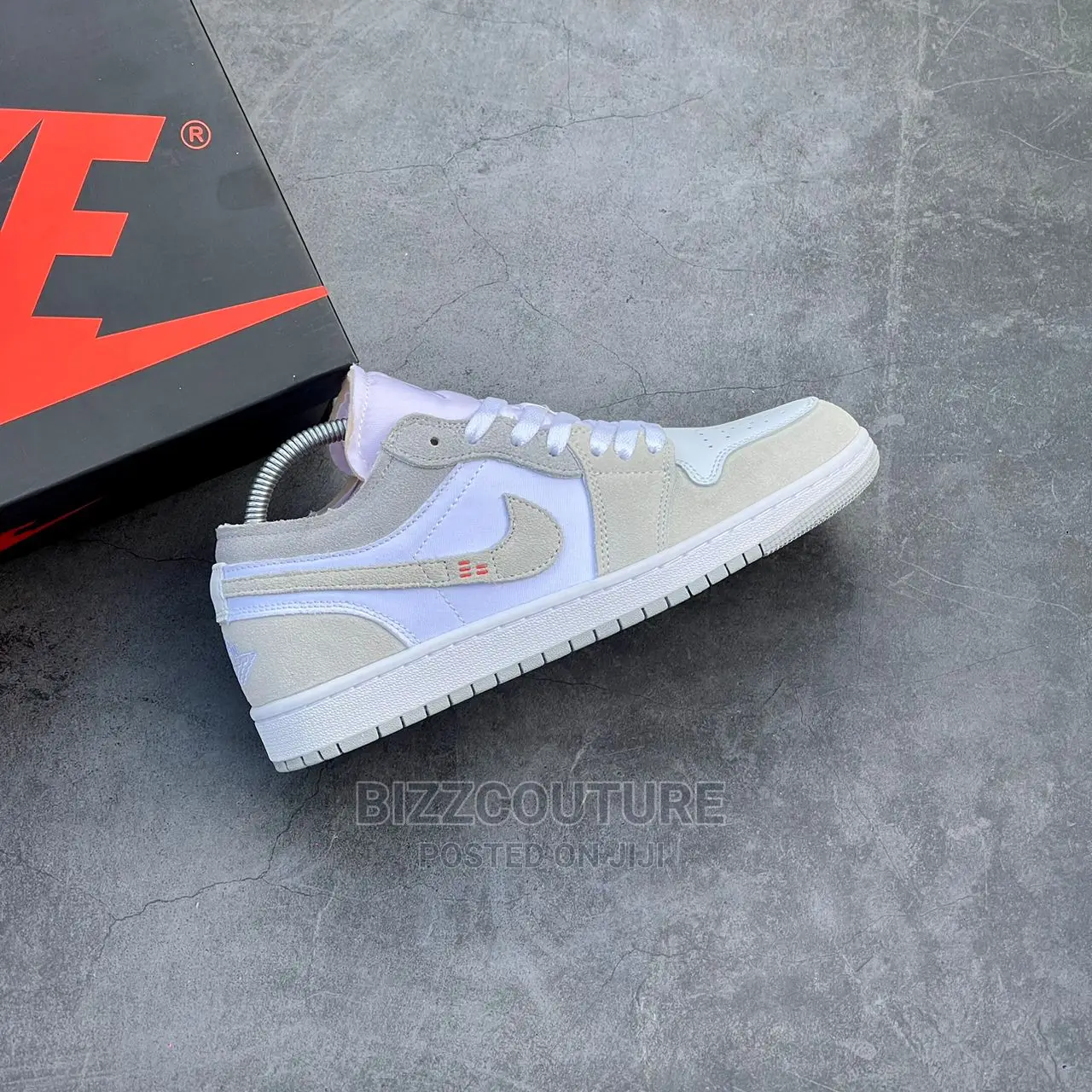 Original JORDAN 1 Low SE Craft Inside Out Available in Store