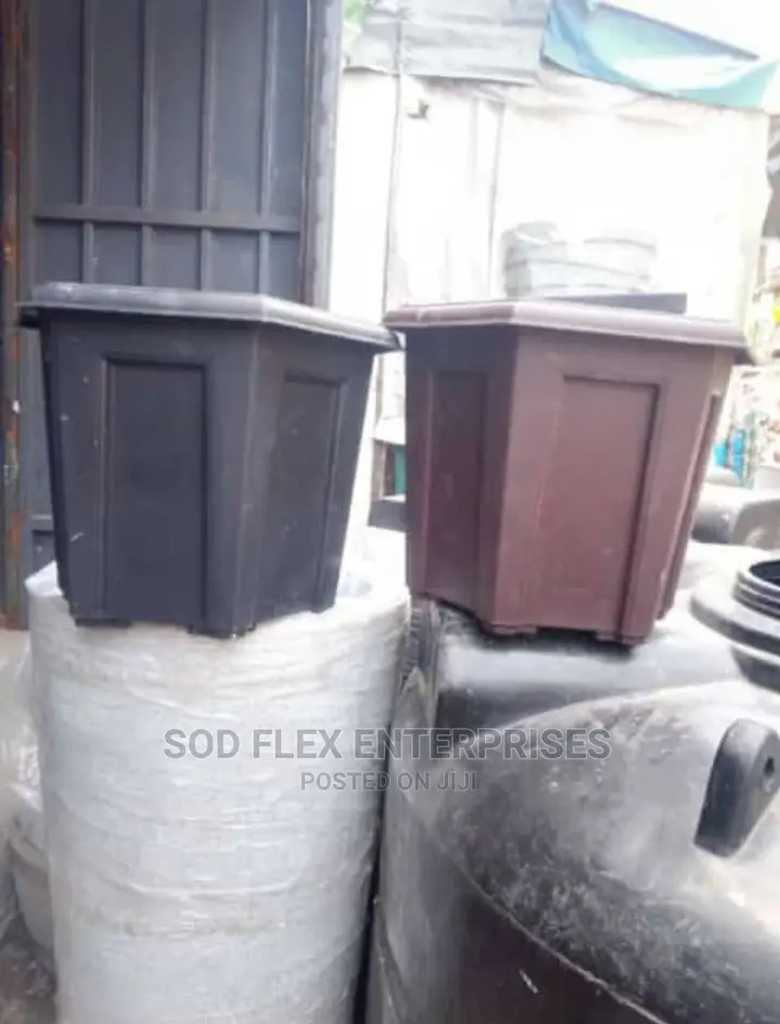 Portable and Beautiful Flower Pot