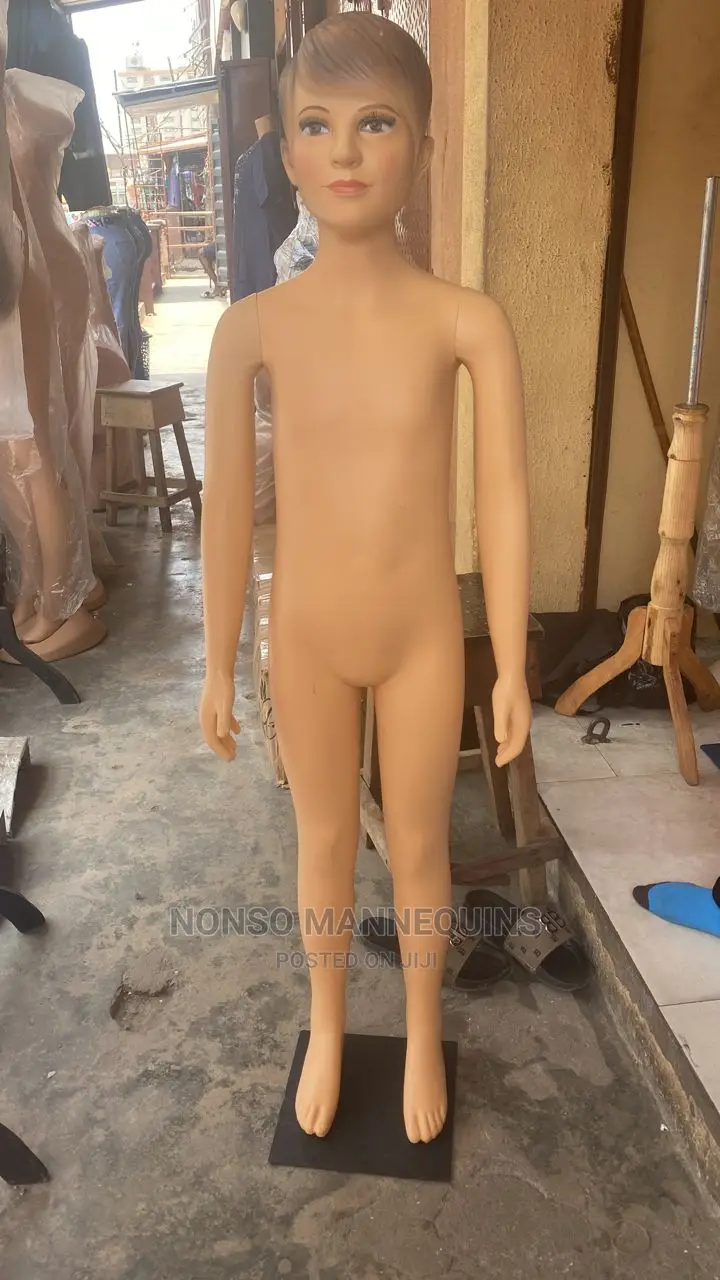 Age 7 to 12 Years Full Plastic Unisex Mannequin