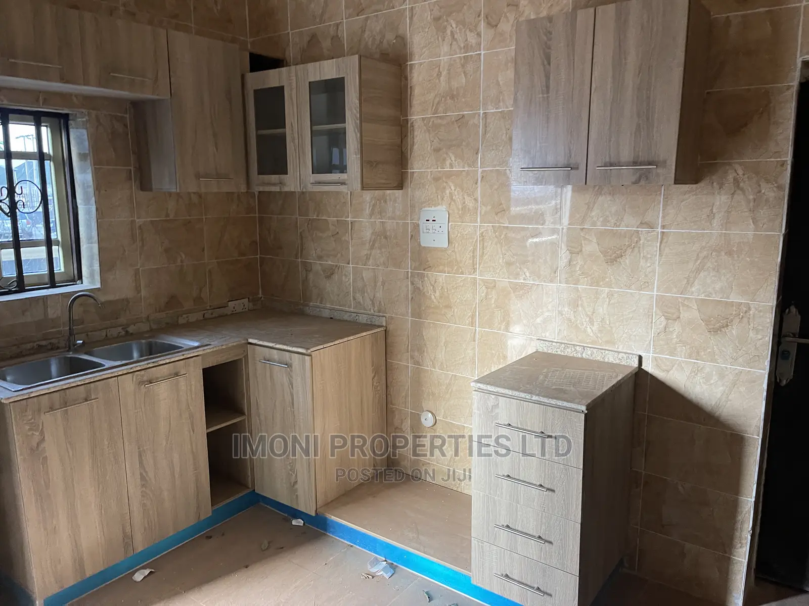 2bdrm Block of Flats in Fo1, Kubwa for rent