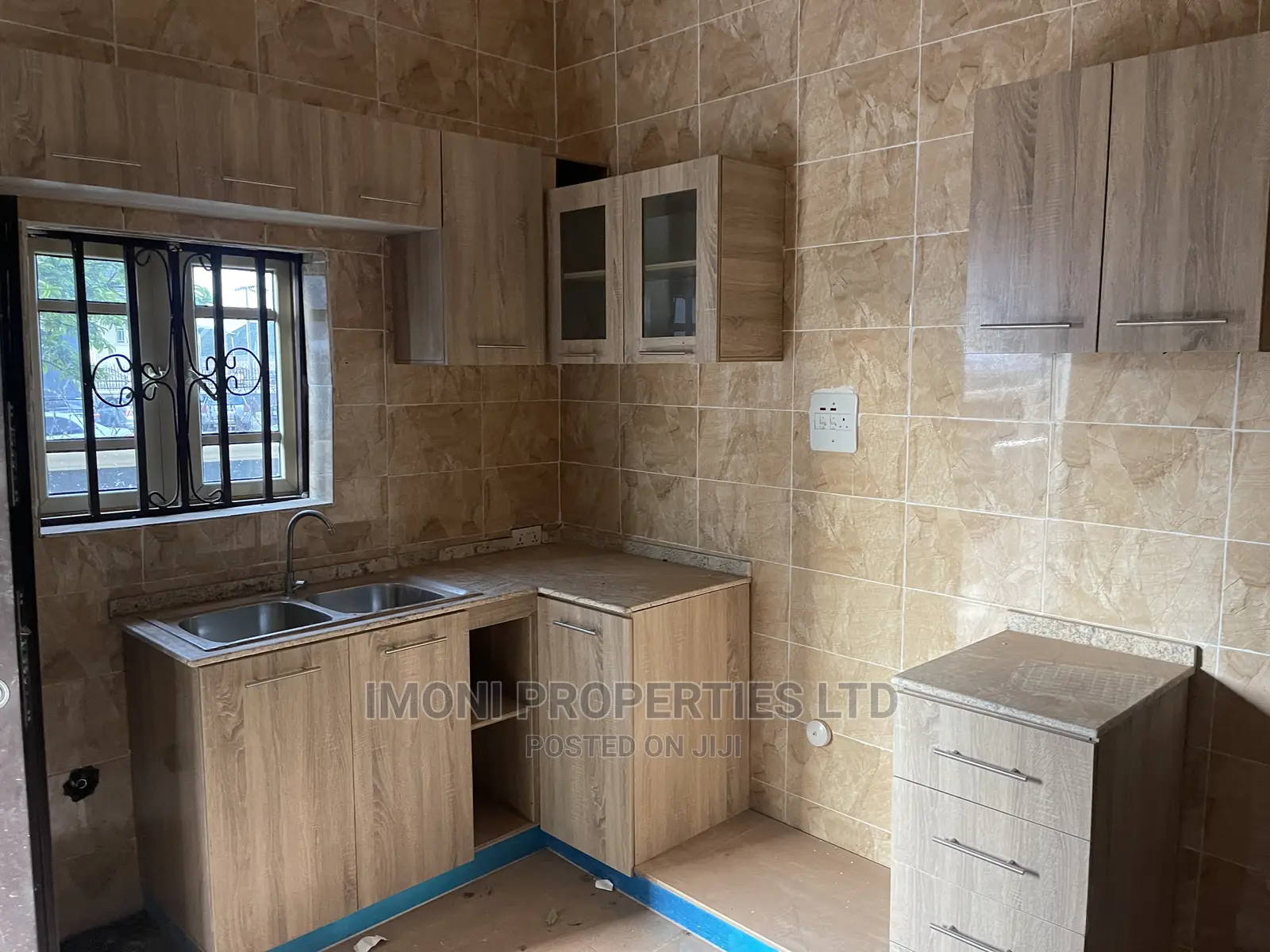2bdrm Block of Flats in Fo1, Kubwa for rent