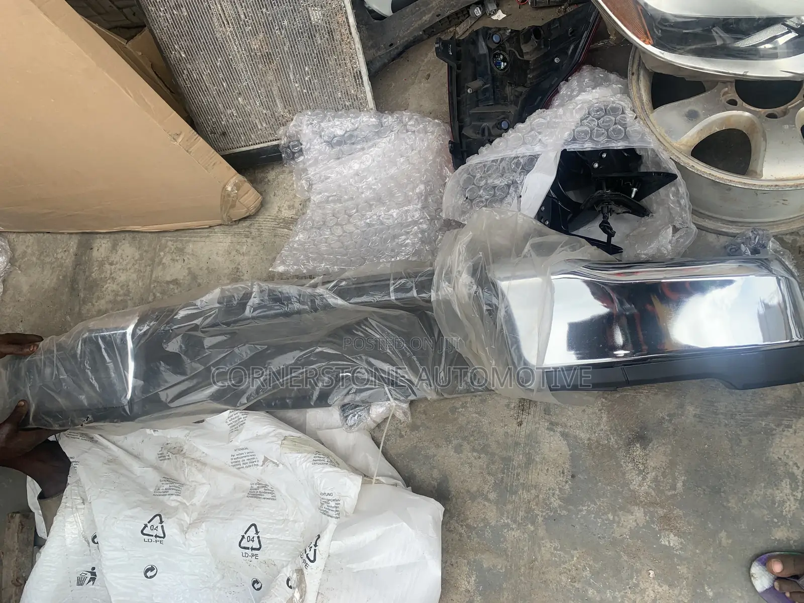 Back Bumper Hilux 2018
