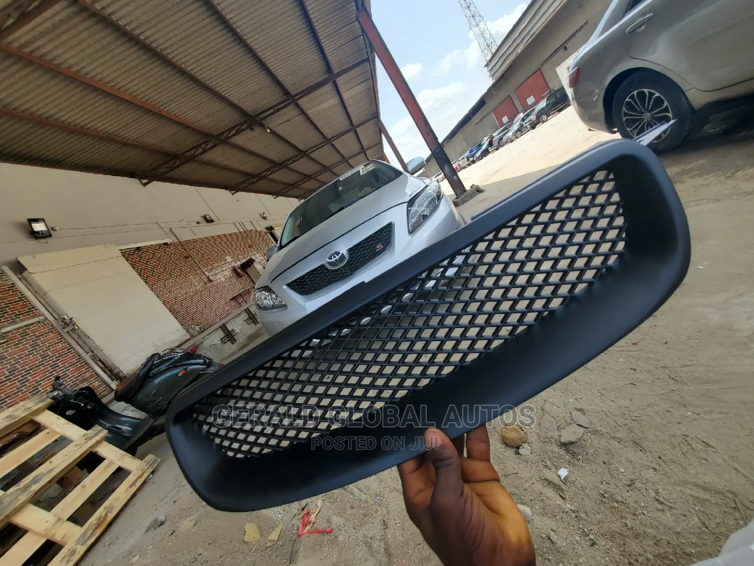 Front Grille Corolla 2003 - 2007 Sport