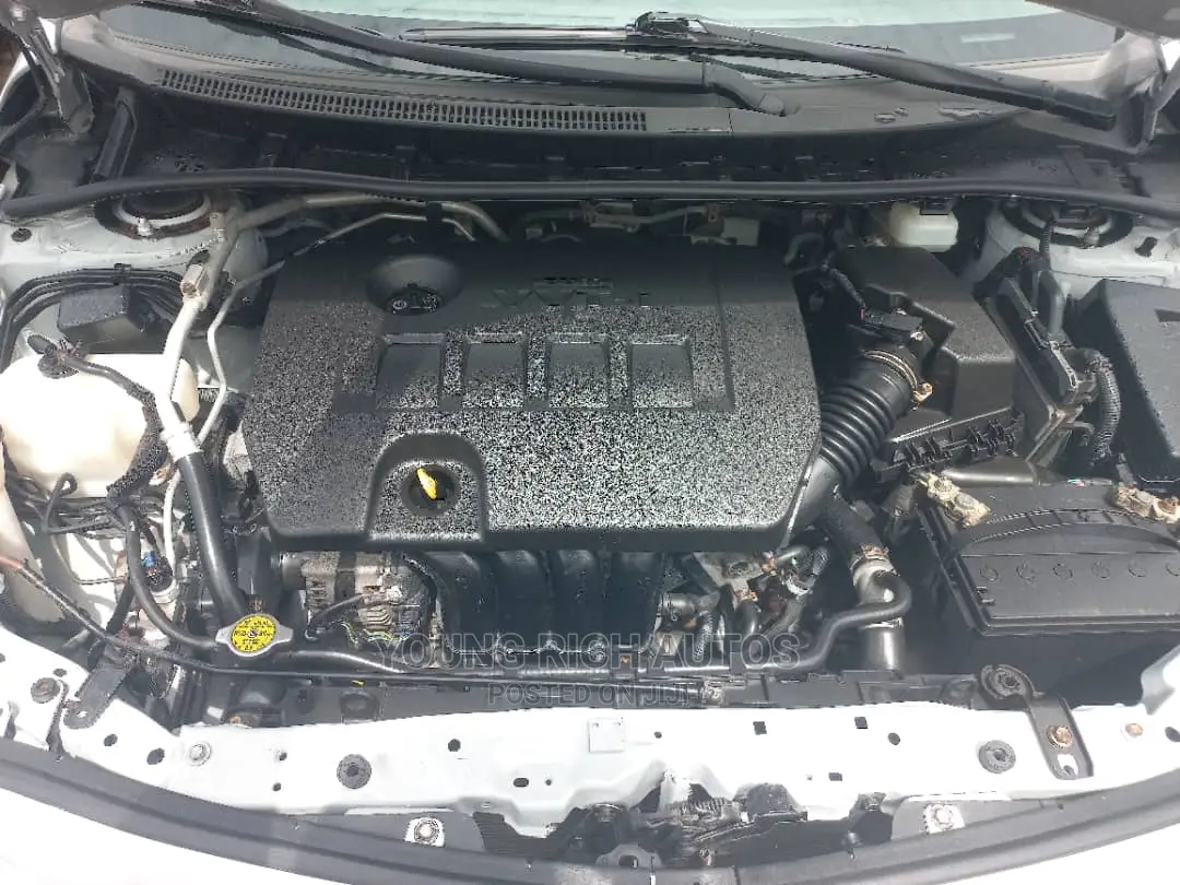 Toyota Corolla 2009 Silver