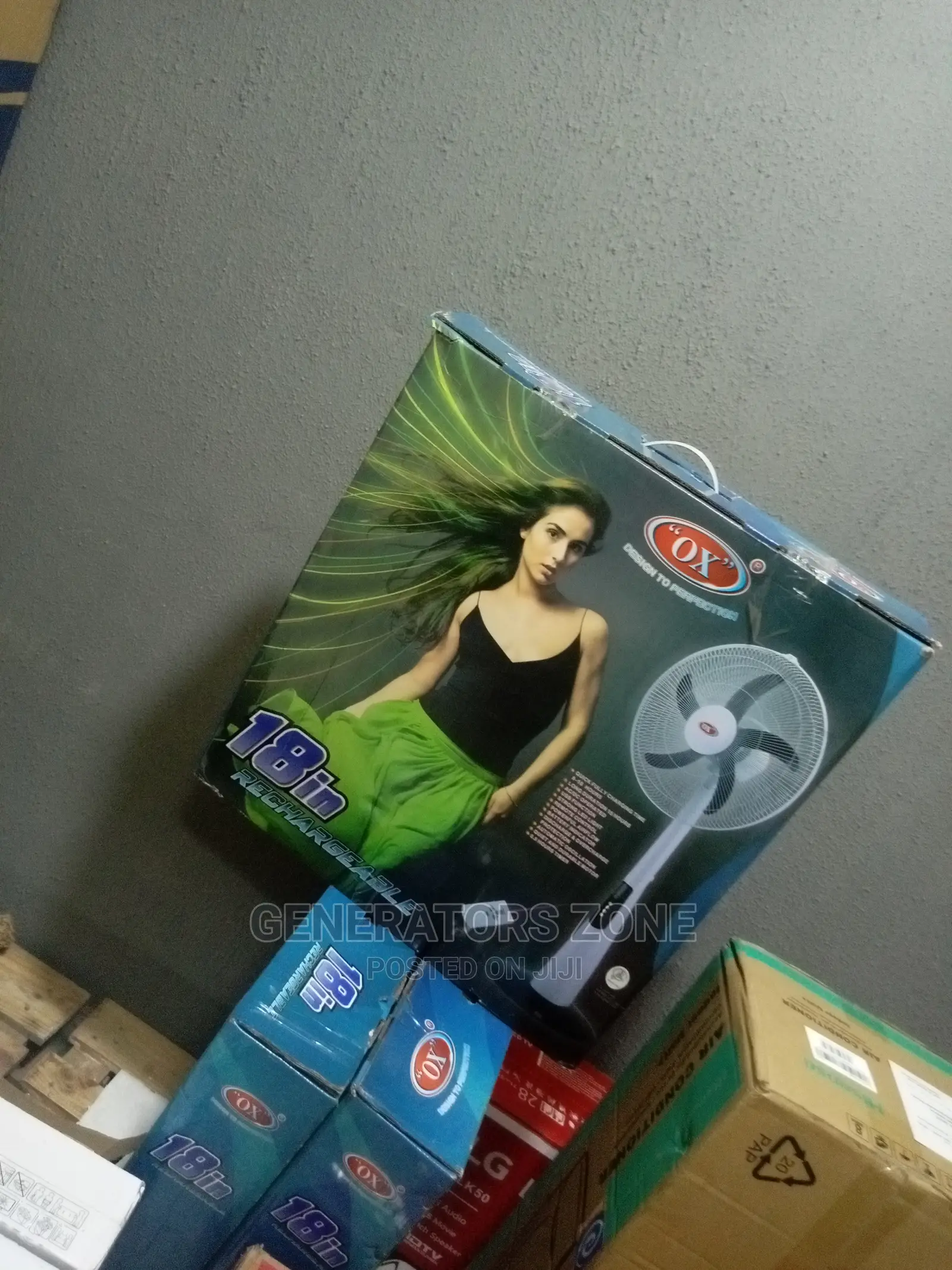 18'' OX Rechargeable Fan With a Remote Control