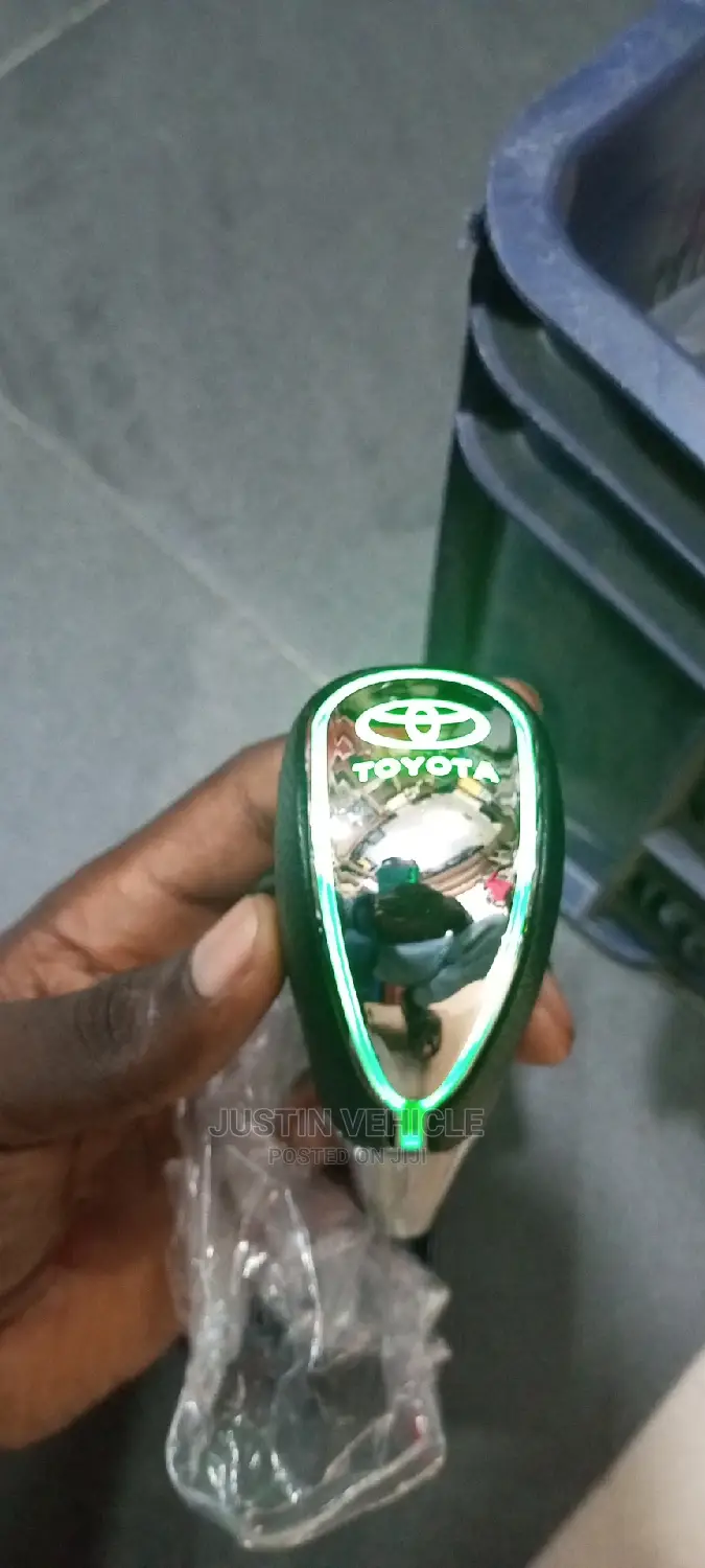 Led 7 Colour Magic Gear Knob for Toyota Cars