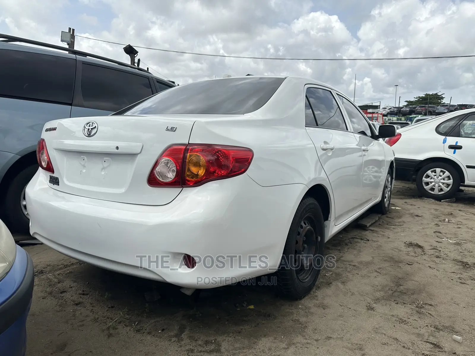 Toyota Corolla LE 4dr Sedan (1.8L 4cyl 4A) 2010 White