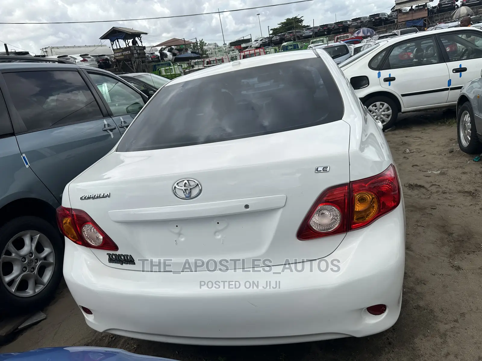 Toyota Corolla LE 4dr Sedan (1.8L 4cyl 4A) 2010 White