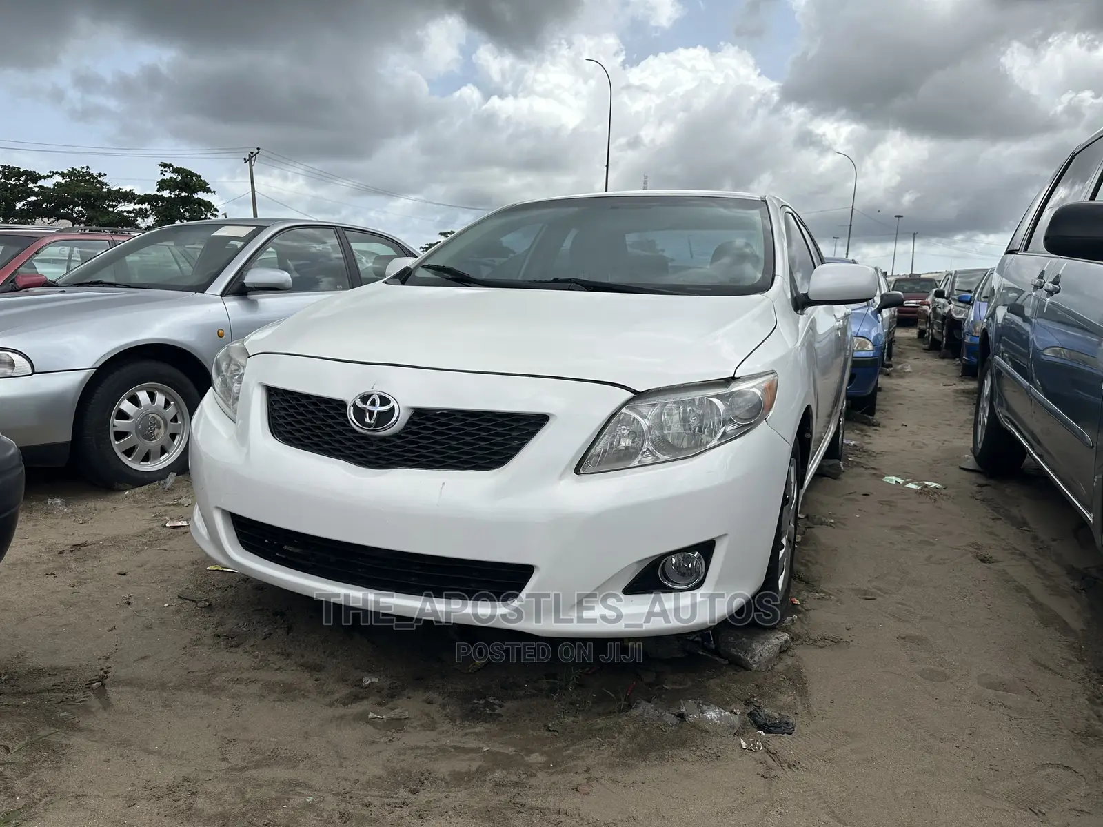 Toyota Corolla LE 4dr Sedan (1.8L 4cyl 4A) 2010 White