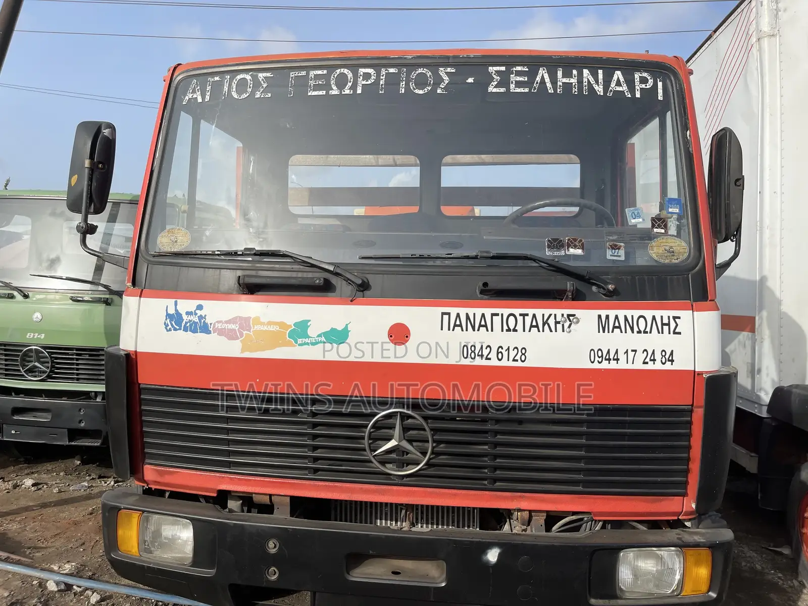 Mercedes-Benz 814 4cylinder Bucket