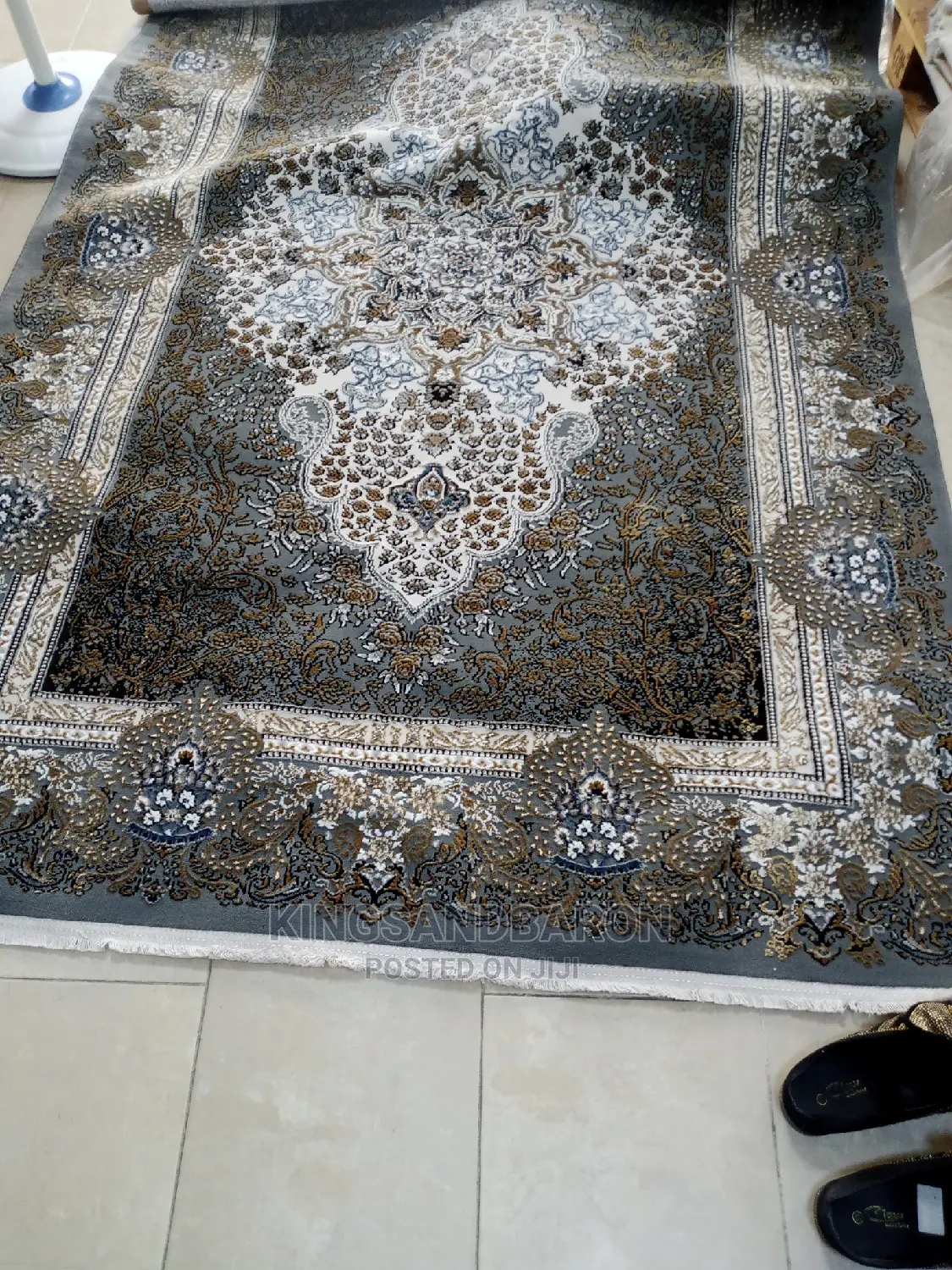 5x7fts Gold and Gray Arabiancenter Rug(4*6,7*10 8*11)