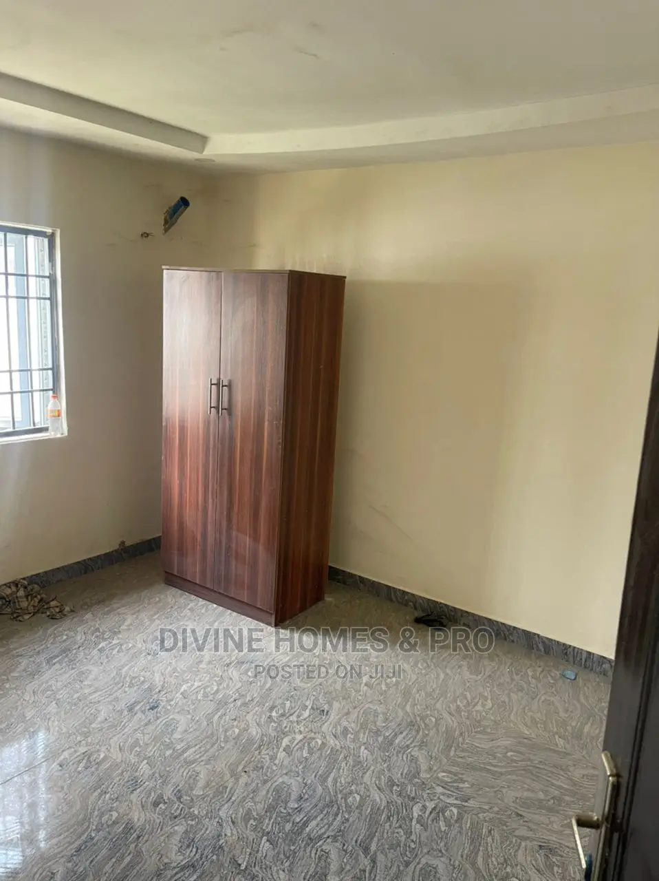 3bdrm Block of Flats in Life Camp for sale