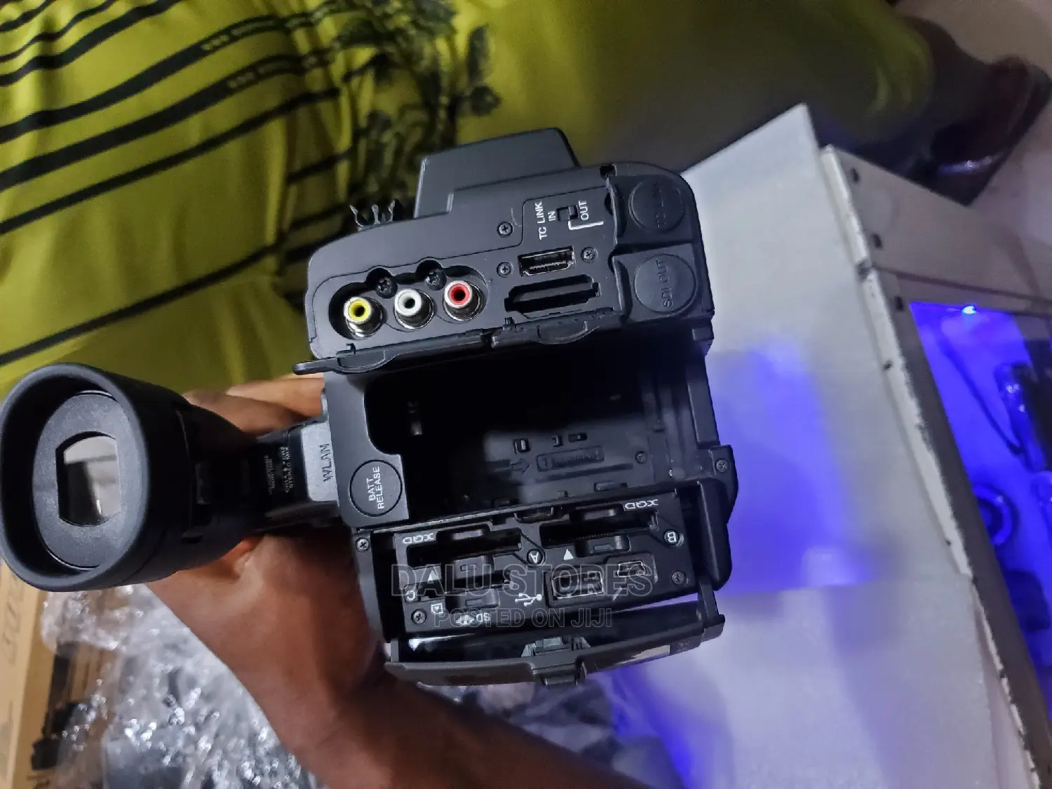 Sony PXW-Z100 Handheld XDCAM Camcorder