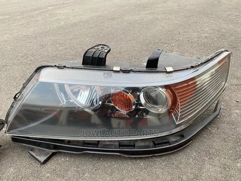Headlights Acura TSX