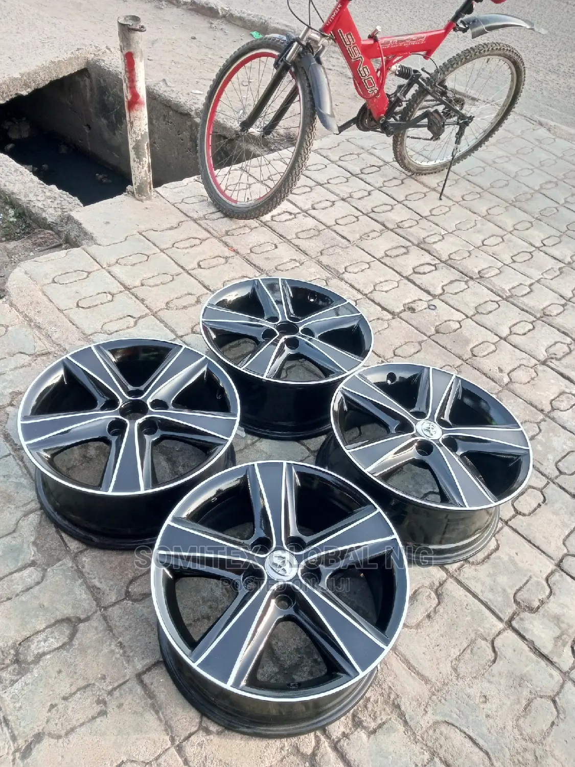 Toyota Camry Sport 17rim