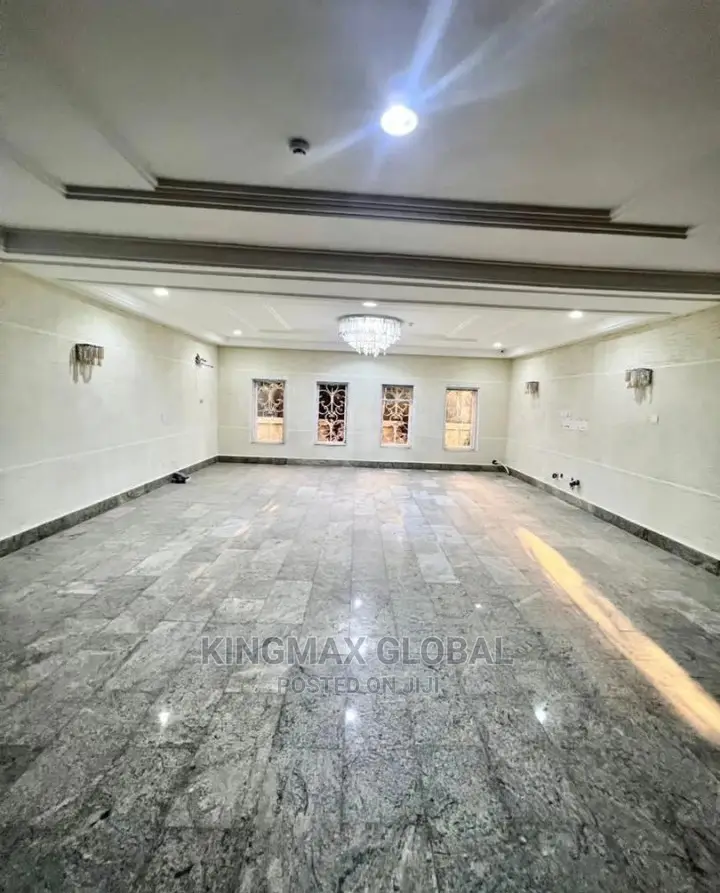 6bdrm Duplex in Maitama for sale