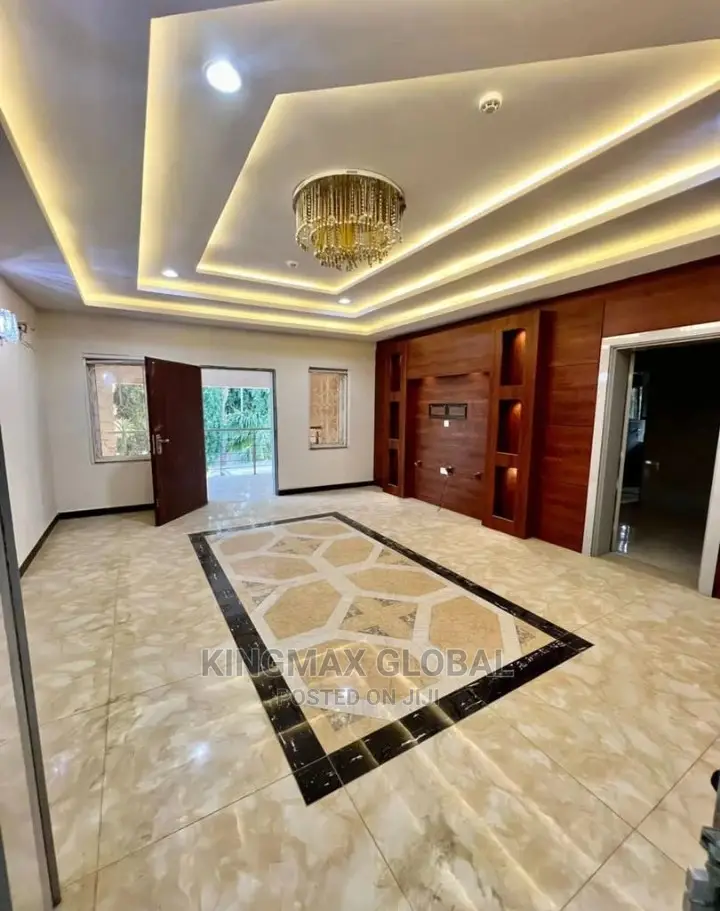 6bdrm Duplex in Maitama for sale