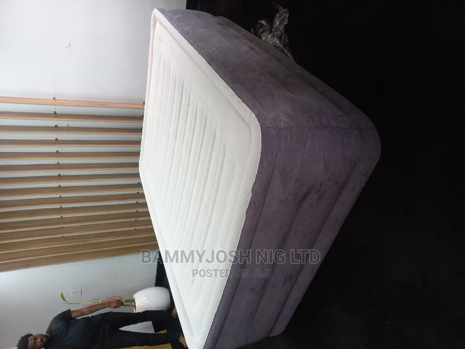 Intex Dura Beam Deluxe 5.5 X 6 X 22-Inches Height