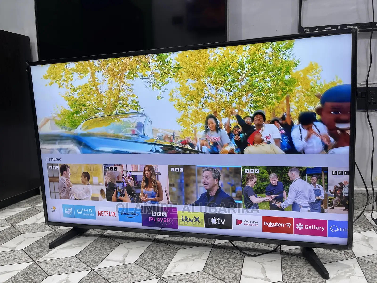 Samsung 43 Inch Ue43ru7020 Series Uhd HDR Smart Apple Tv