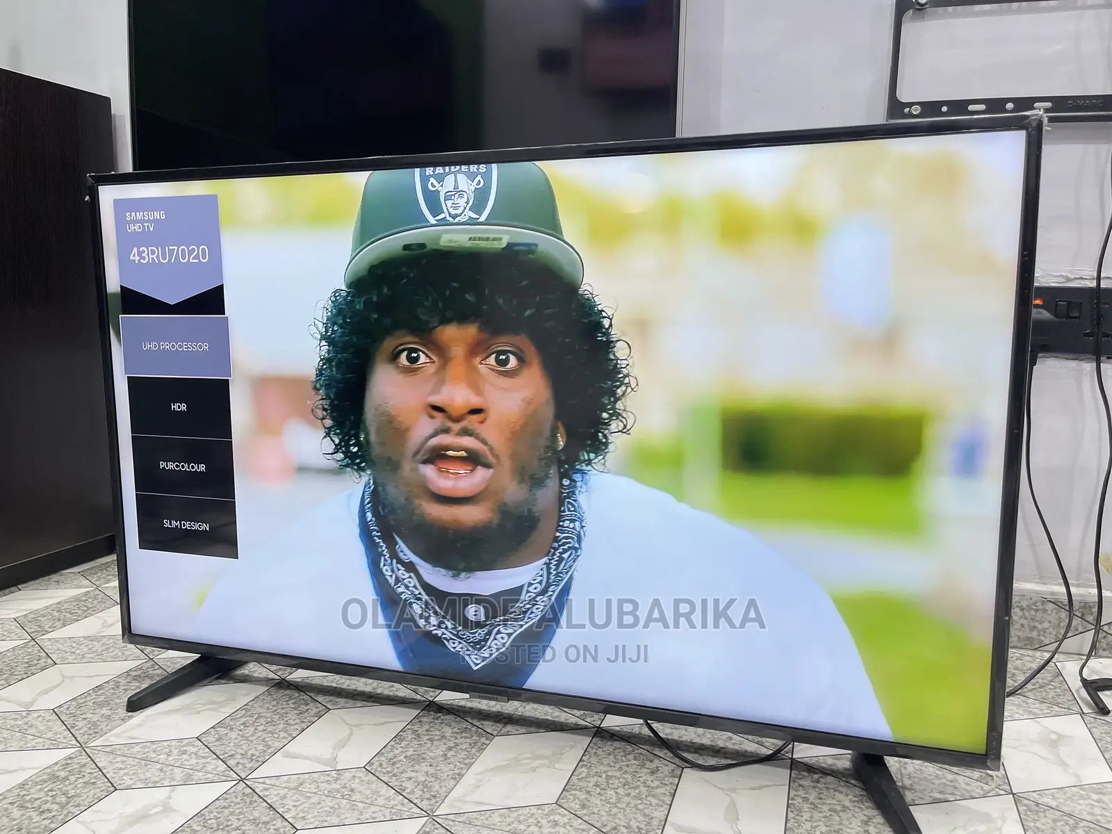 Samsung 43 Inch Ue43ru7020 Series Uhd HDR Smart Apple Tv