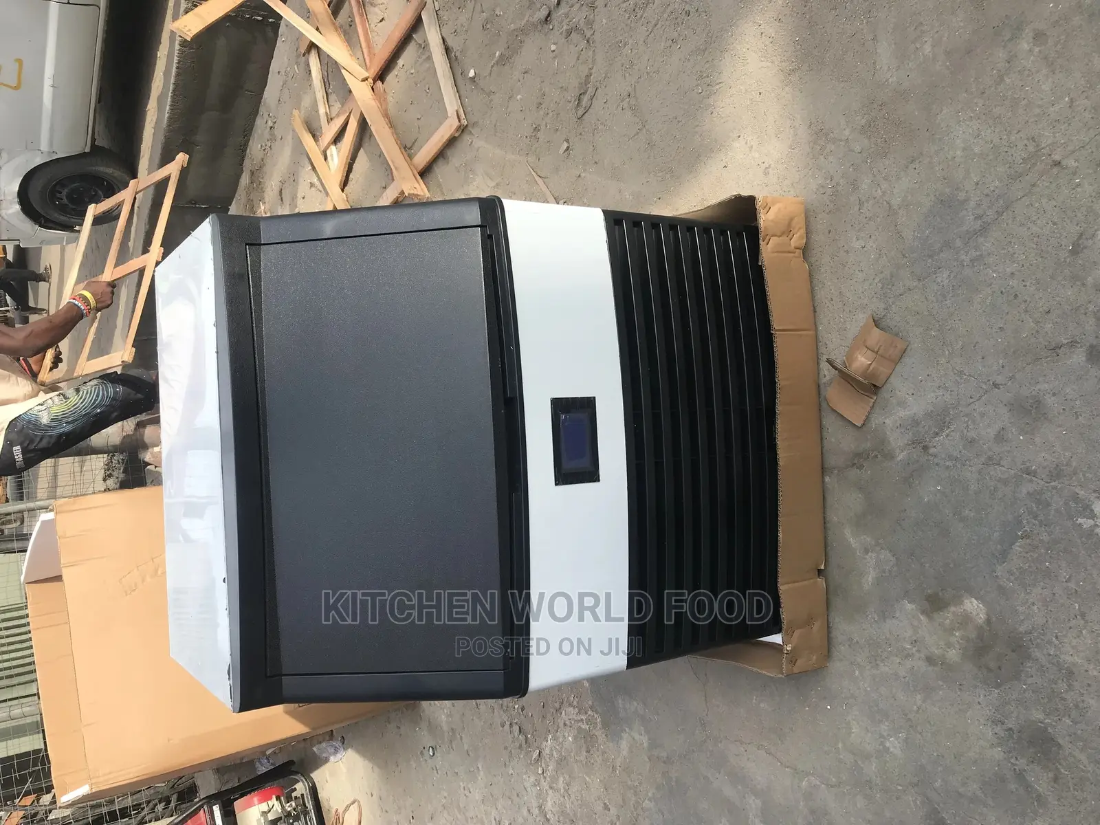 150kg Industrial Ice Cubes Maker