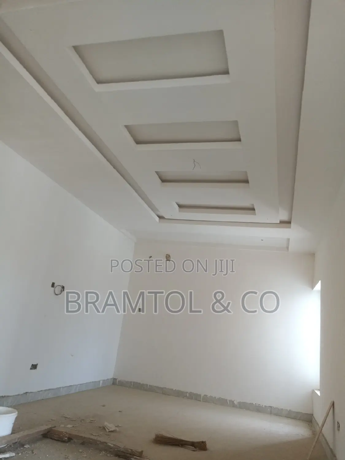 4bdrm Duplex in Gudu for sale