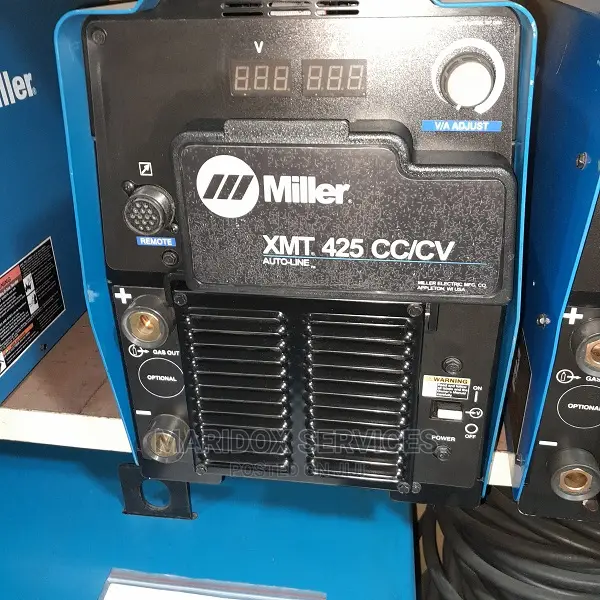 Miller Electric Welding Machine XMT 425