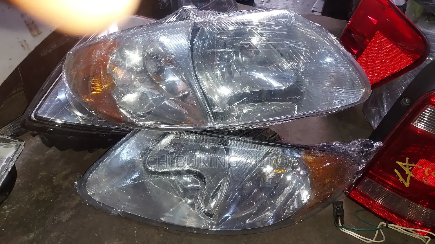 Headlamp Dodge Caravan 2000