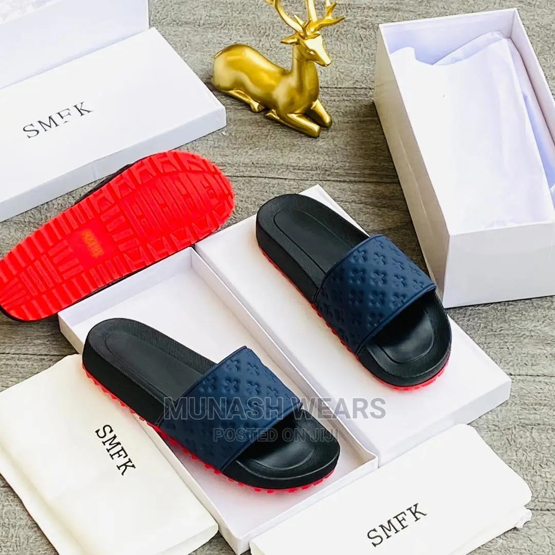 Men Luxury Slide