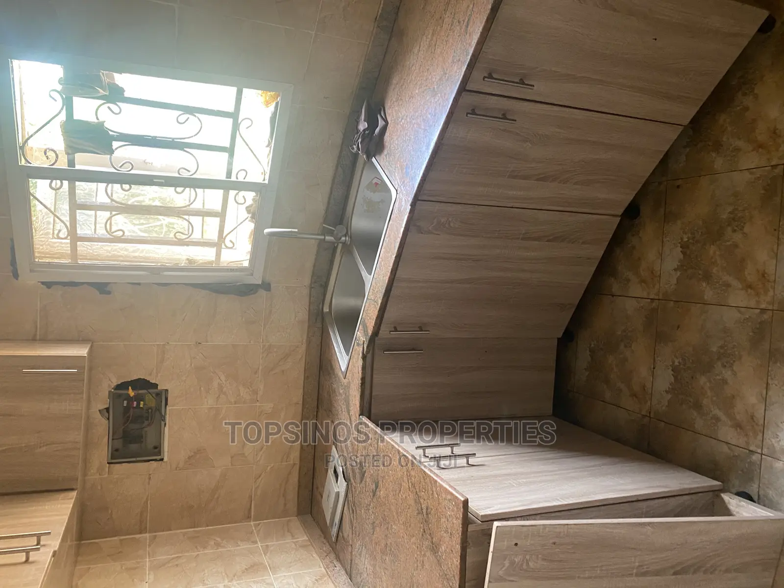 1bdrm Block of Flats in Dawaki for rent