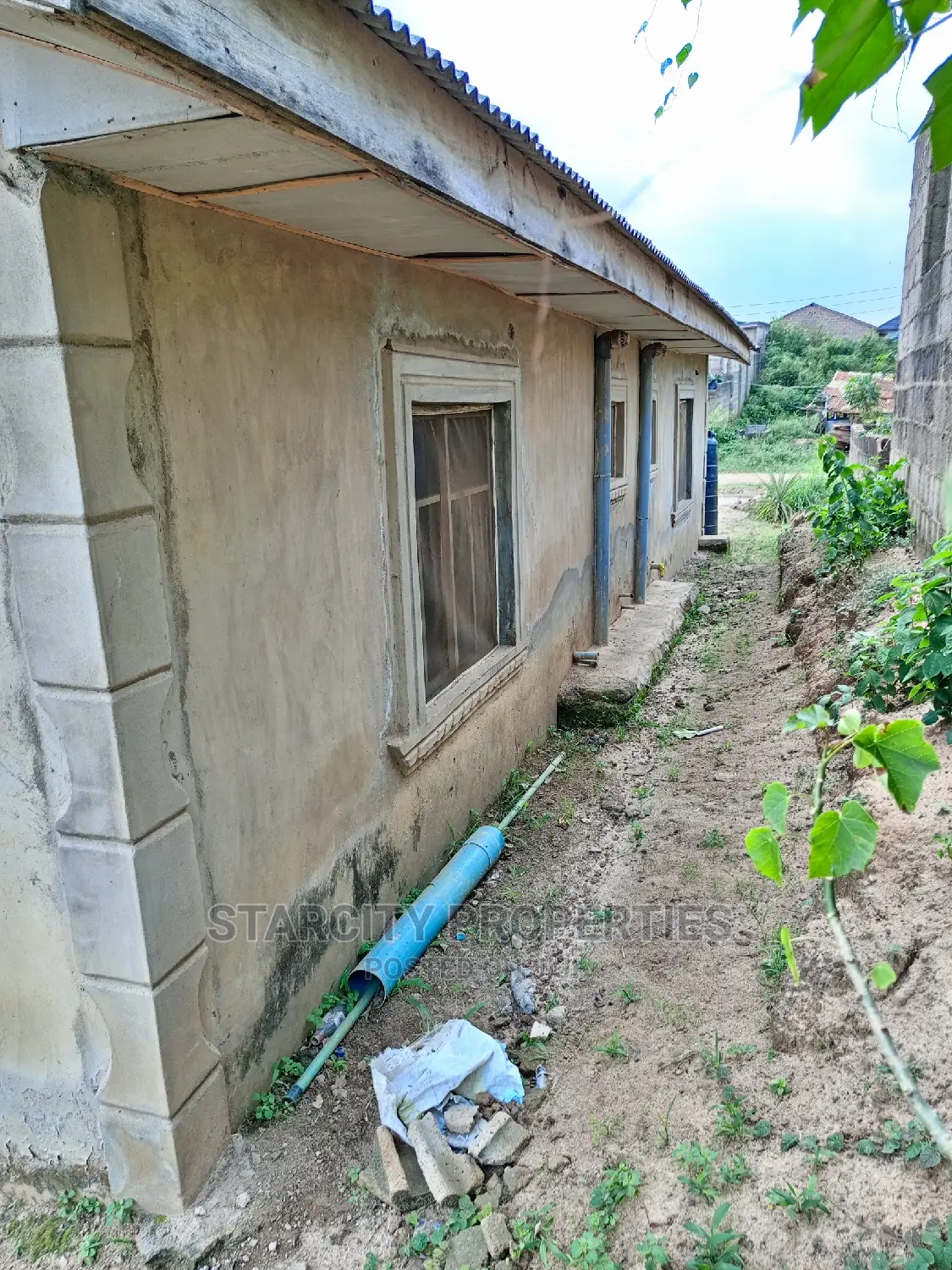 Furnished 2bdrm Bungalow in T.K Balogun Estate, Agric for sale