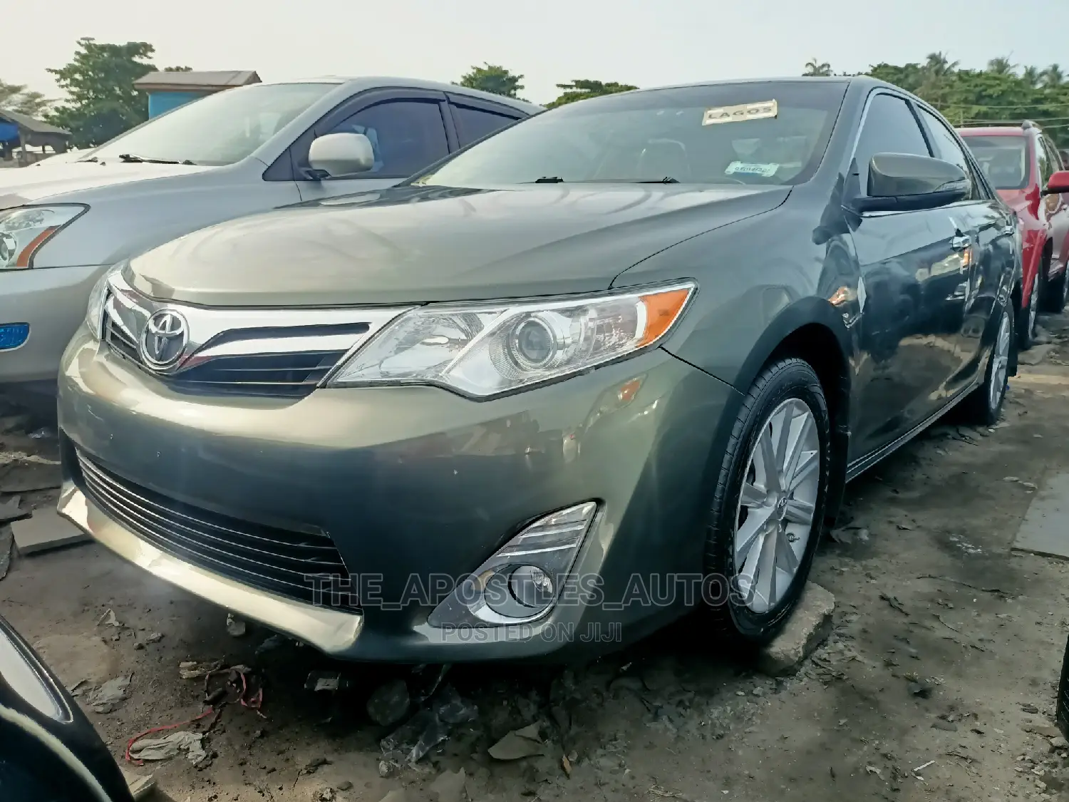 Toyota Camry XLE V6 4dr Sedan (3.5L 6cyl 6A) 2013 Green