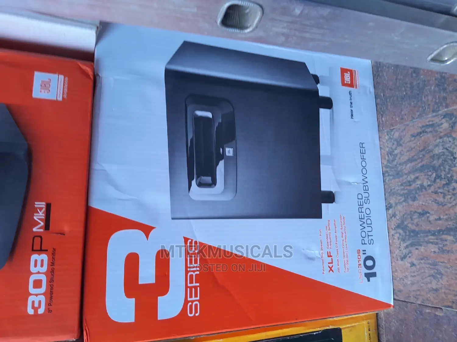 JBL Powered Sub Woofer