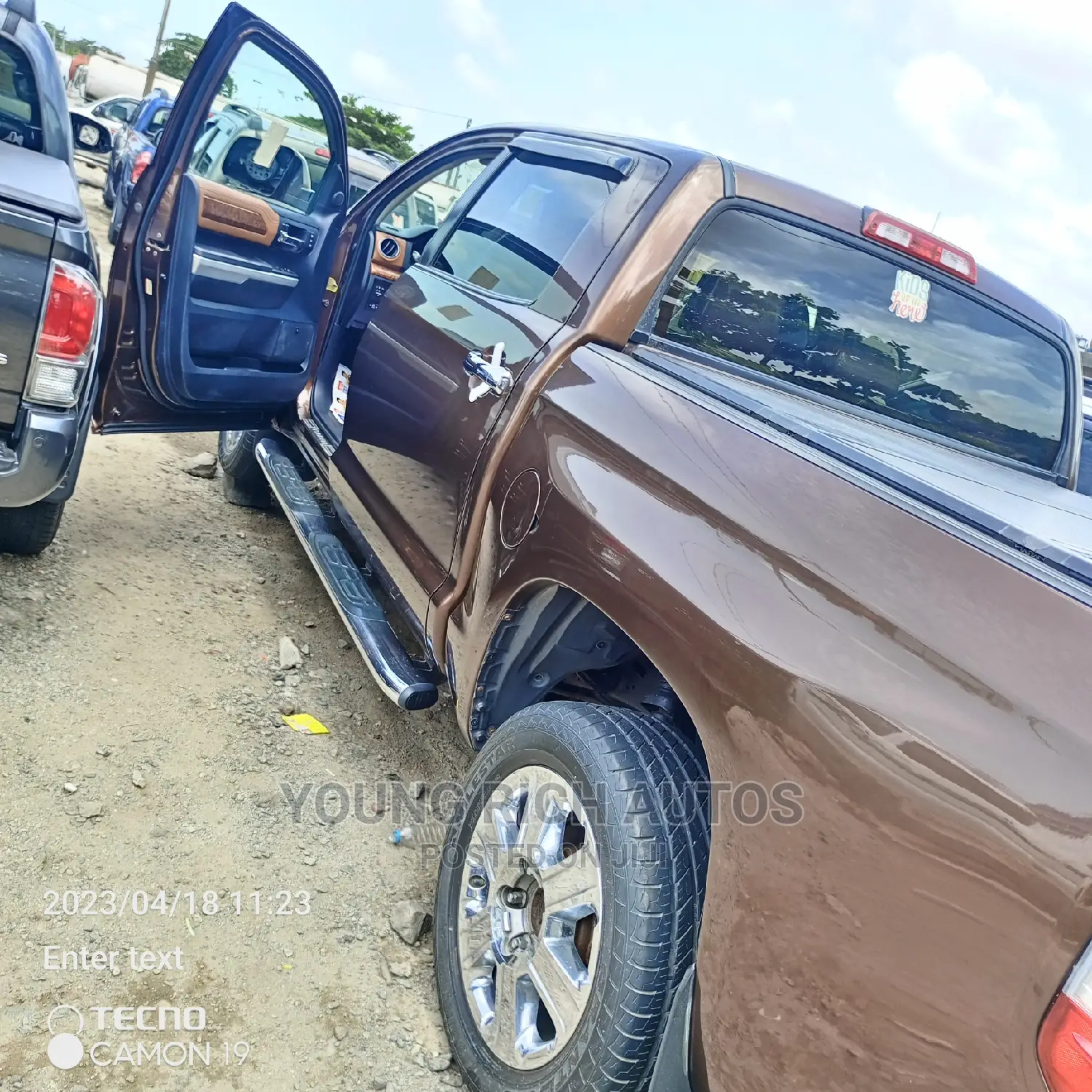 Toyota Tacoma 2017 Brown