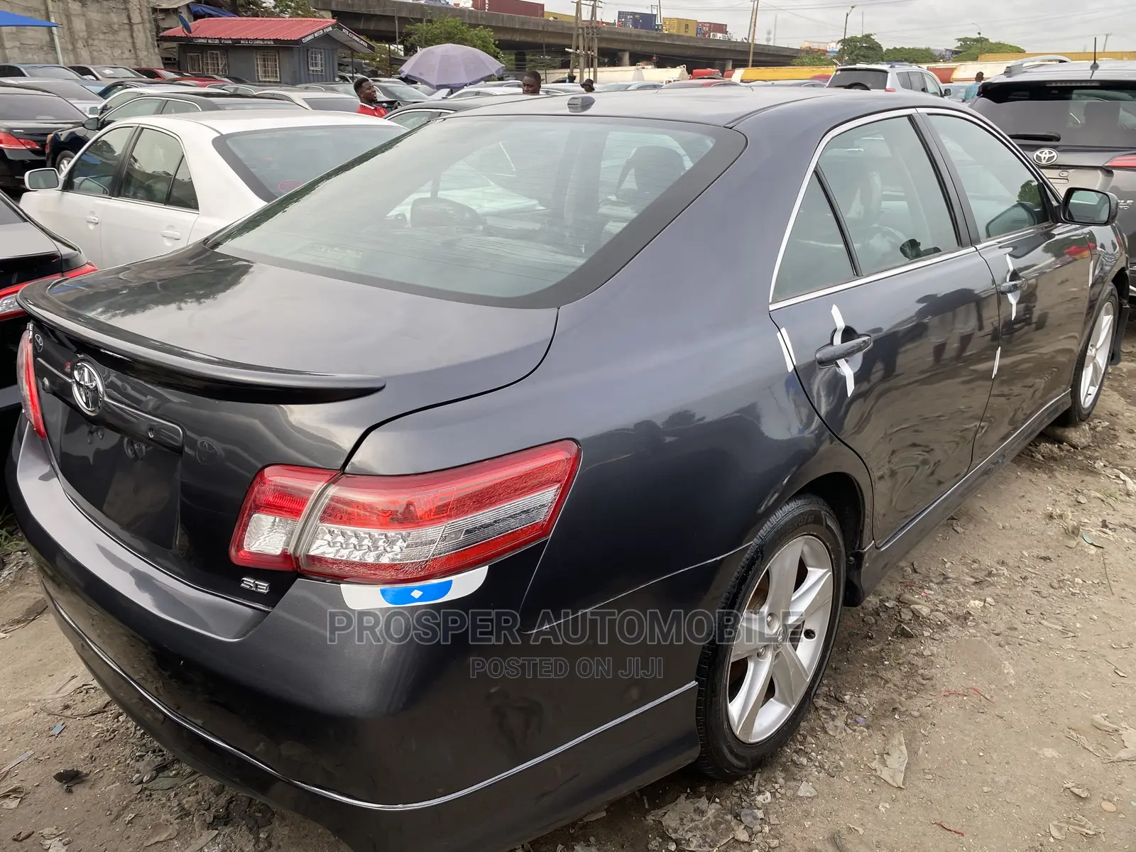 Toyota Camry 2010 Gray