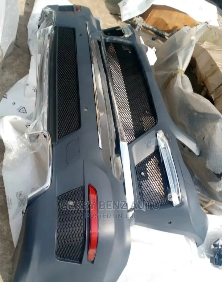 Bumpers for GLK350,C300,E350,ML350,CLA250,GLA250,W204,W212