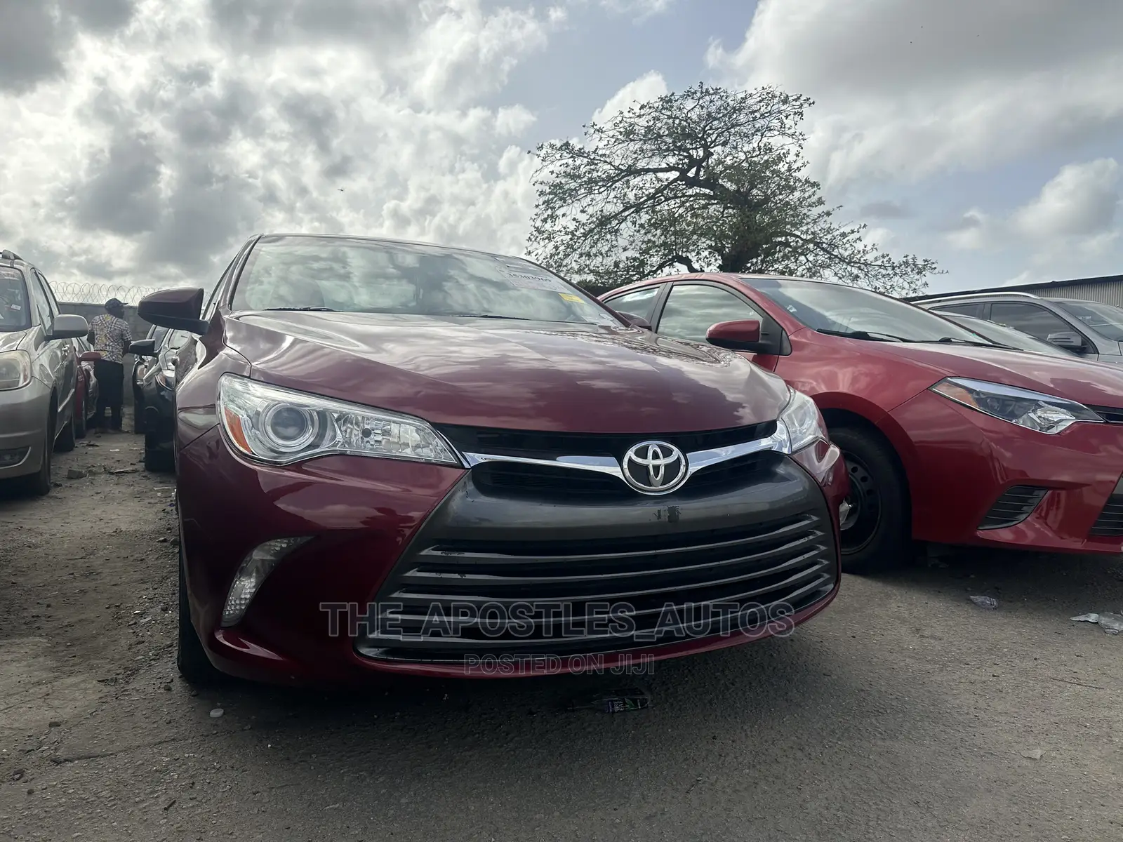 Toyota Camry SE 4dr Sedan (2.5L 4cyl 6A) 2016 Red