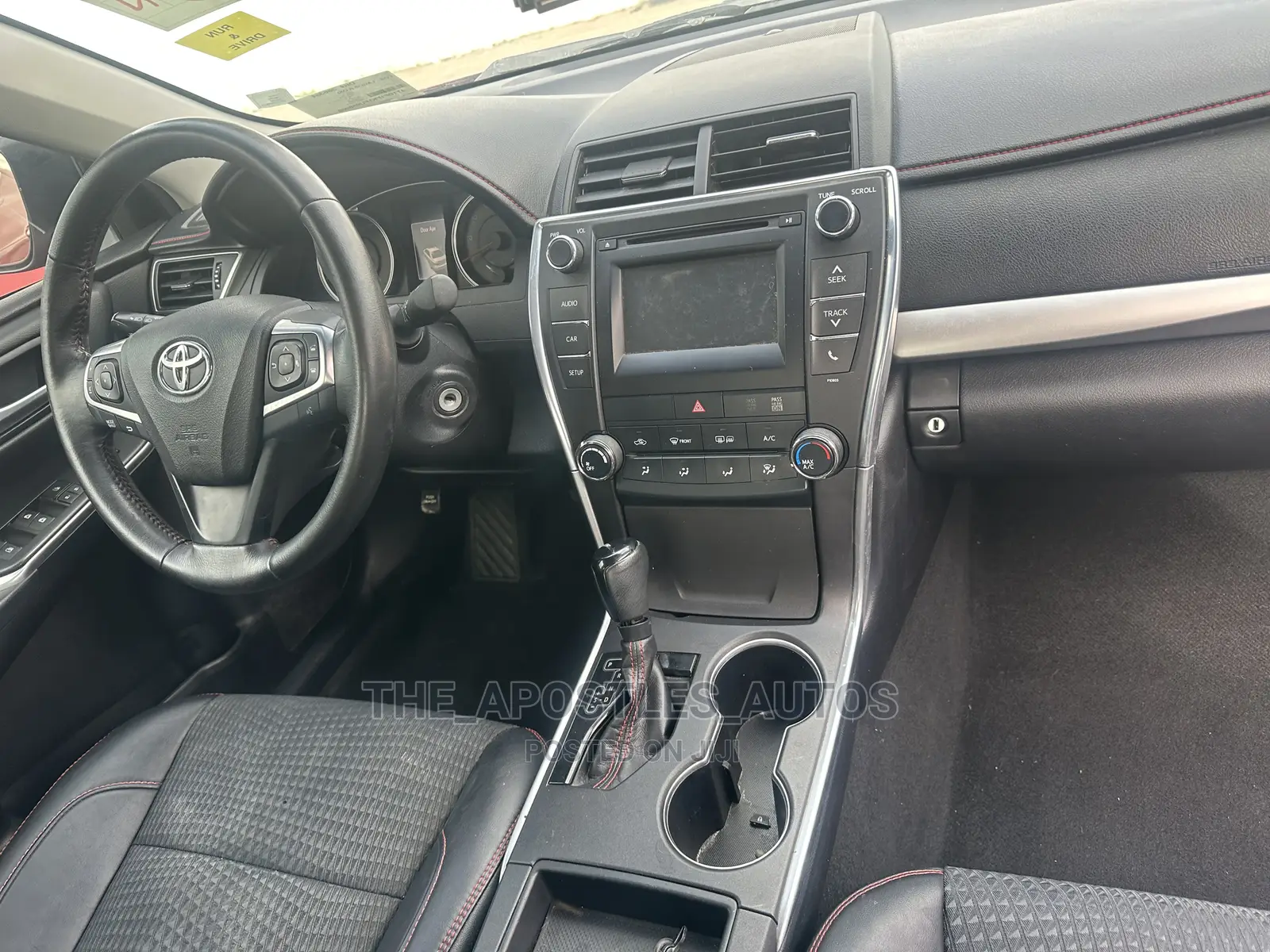 Toyota Camry SE 4dr Sedan (2.5L 4cyl 6A) 2016 Red