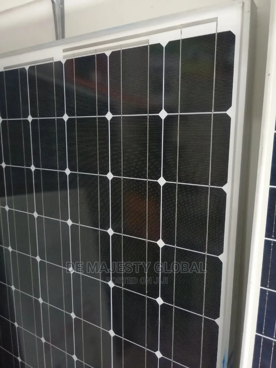 Quality 330W Mono Crystalline Canadian Solar Panel. 