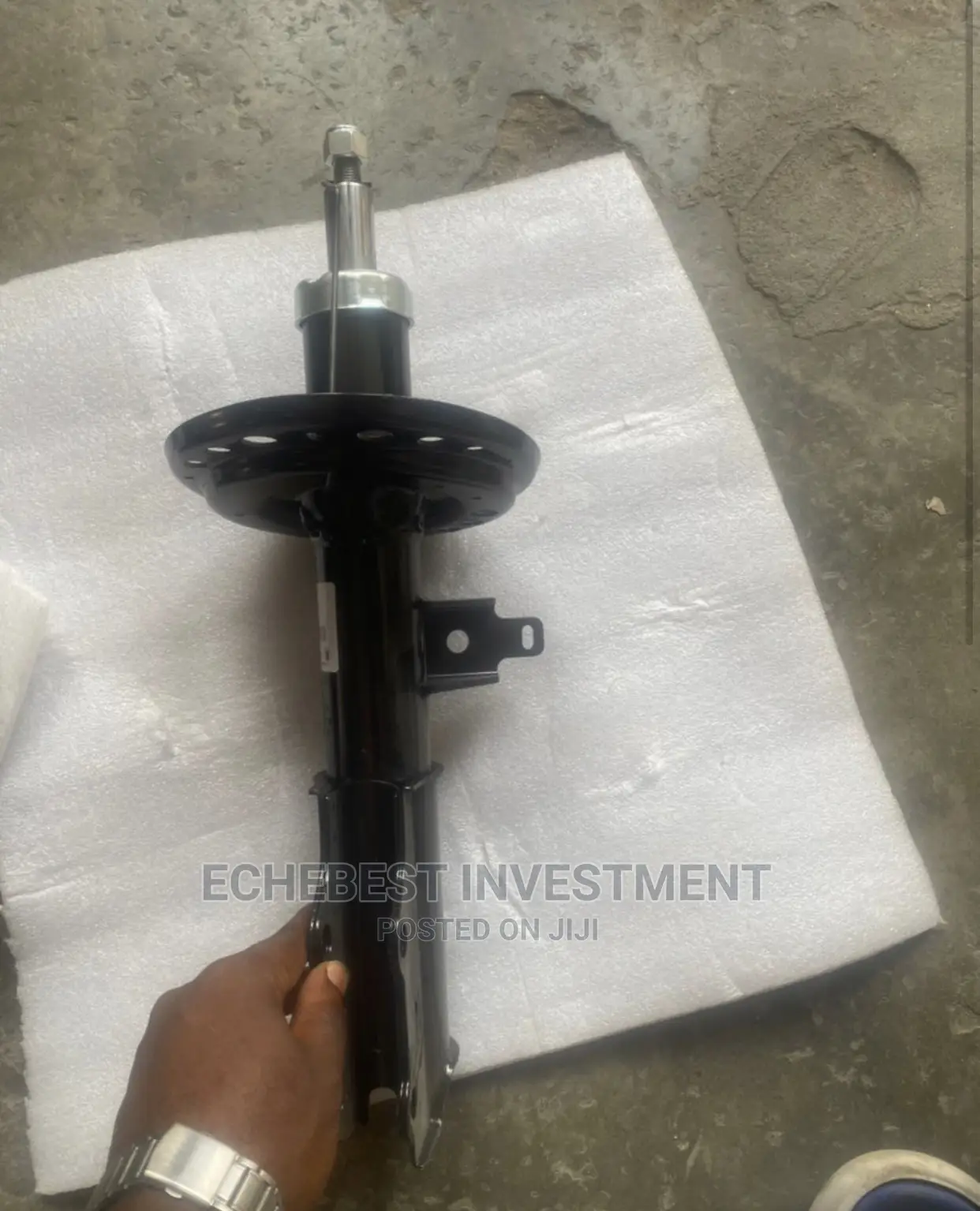 Quality Shock Absorber GMC ACADIA/ Enclave and Escalade