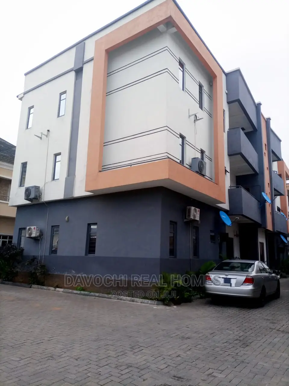 2bdrm Apartment in Chevron Estate, Lekki for rent