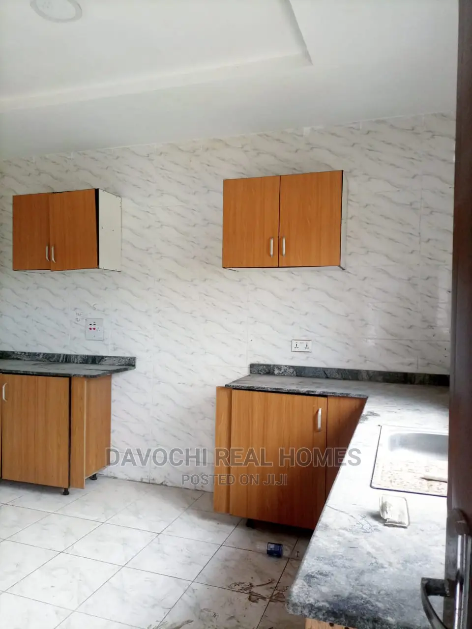 2bdrm Apartment in Chevron Estate, Lekki for rent
