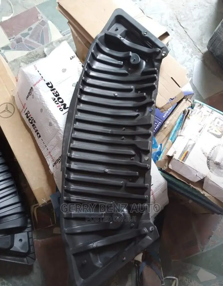 Sand Protector/Dust Cover/Engine Cover for C300,Glk350
