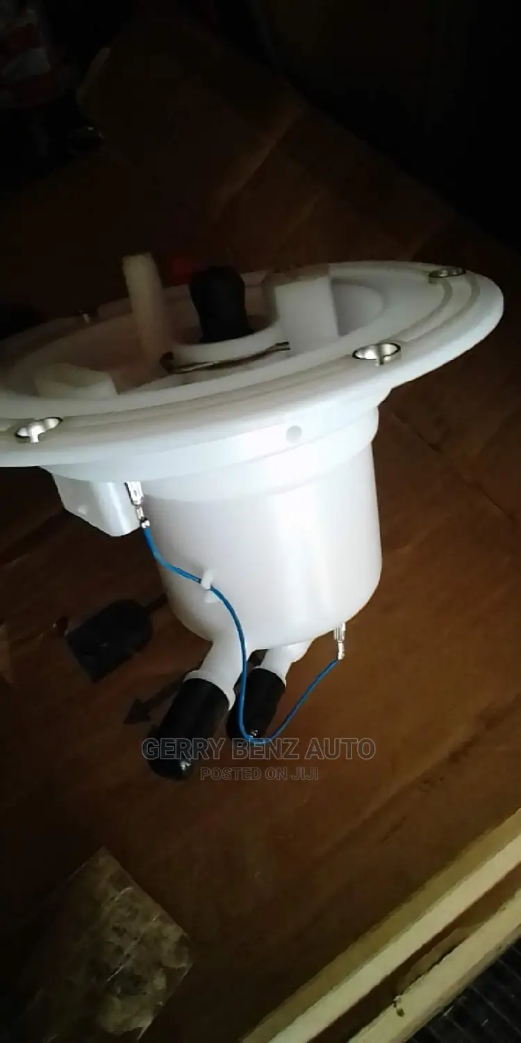 Fuel Filter/Fuel Pump for C300,E350,GLK350,C240,E320,C230