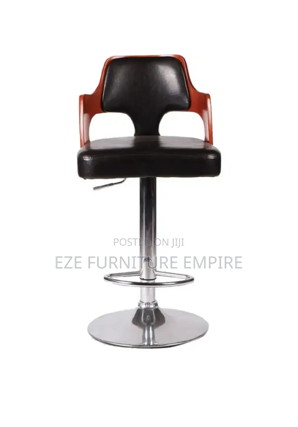 Wooden Casen Barstool